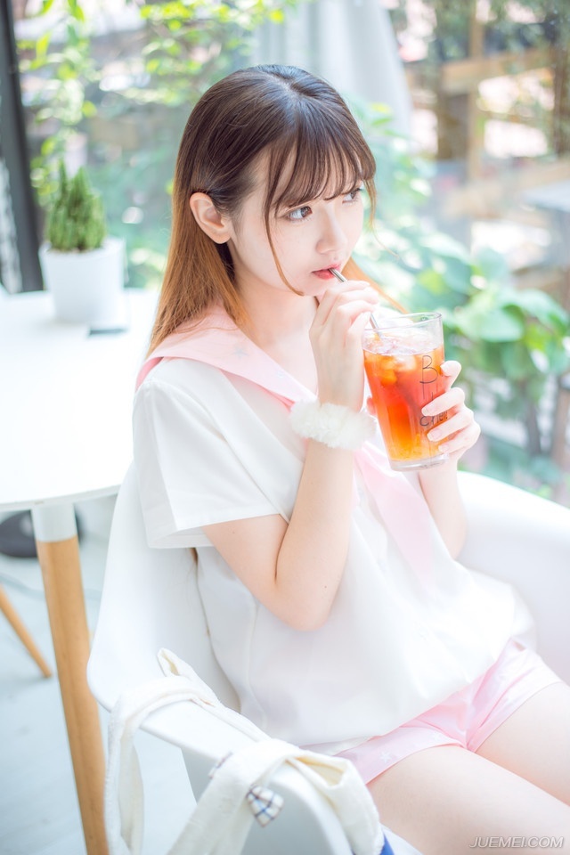 “嘭~”